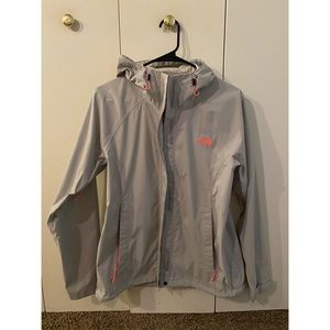 Women’s North Face Venture 2 Jacket